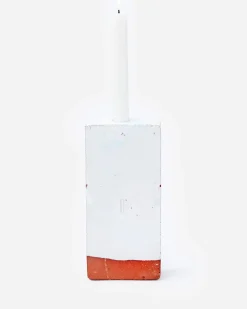 Niko June ApS A Single Brick Candle< Tasses|Bougeoirs