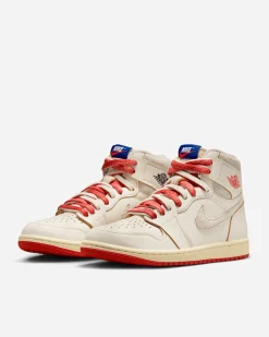 NIKE Retail B.V. Air Jordan 1 High OG "Rare Air"< Air Jordan