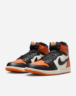 NIKE Retail B.V. Air Jordan 1 Retro High OG< Air Jordan