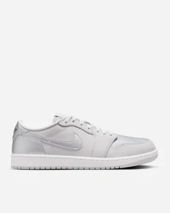 NIKE Retail B.V. Air Jordan 1 Retro Low 'Metallic Silver'< Air Jordan