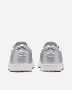 NIKE Retail B.V. Air Jordan 1 Retro Low 'Metallic Silver'< Air Jordan