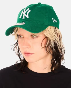 BO NEW ERA CAP COMPANY LIMITED Core Classics 9TWENTY< Caps