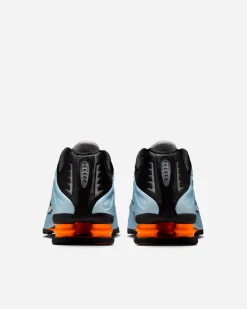 NIKE Retail B.V. Shox R4< Nike Shox